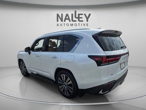 New 2026 Lexus LX 700h Luxury image 3