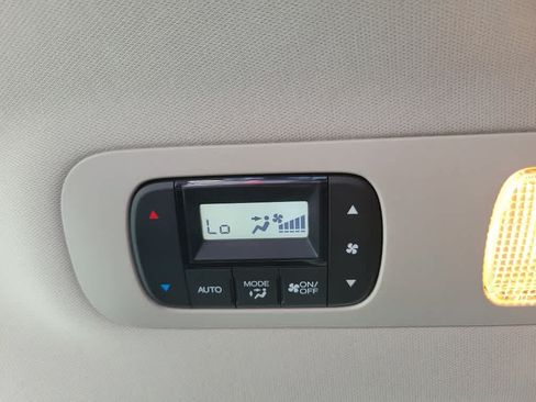 Used 2025 Honda Odyssey Touring image 39