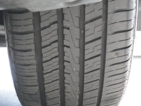 Used 2024 Ford Edge Titanium AWD/4WD image 32