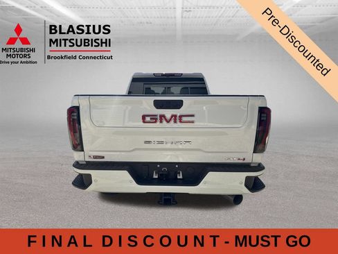 Used 2025 GMC Sierra 2500 AT4 AWD/4WD image 9