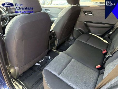 Used 2023 Nissan Rogue SV AWD/4WD image 11
