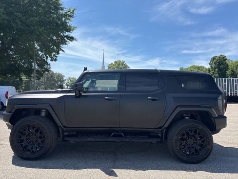 Used 2024 GMC Hummer EV 3X AWD/4WD image 2