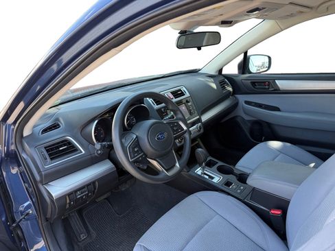 Used 2019 Subaru Outback 2.5i AWD/4WD image 9