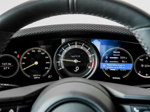 Certified 2024 Porsche 911 GT3 RWD image 16