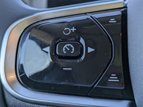 New 2024 Volvo XC60 T8 Plus w/ Protection Package Premier image 30