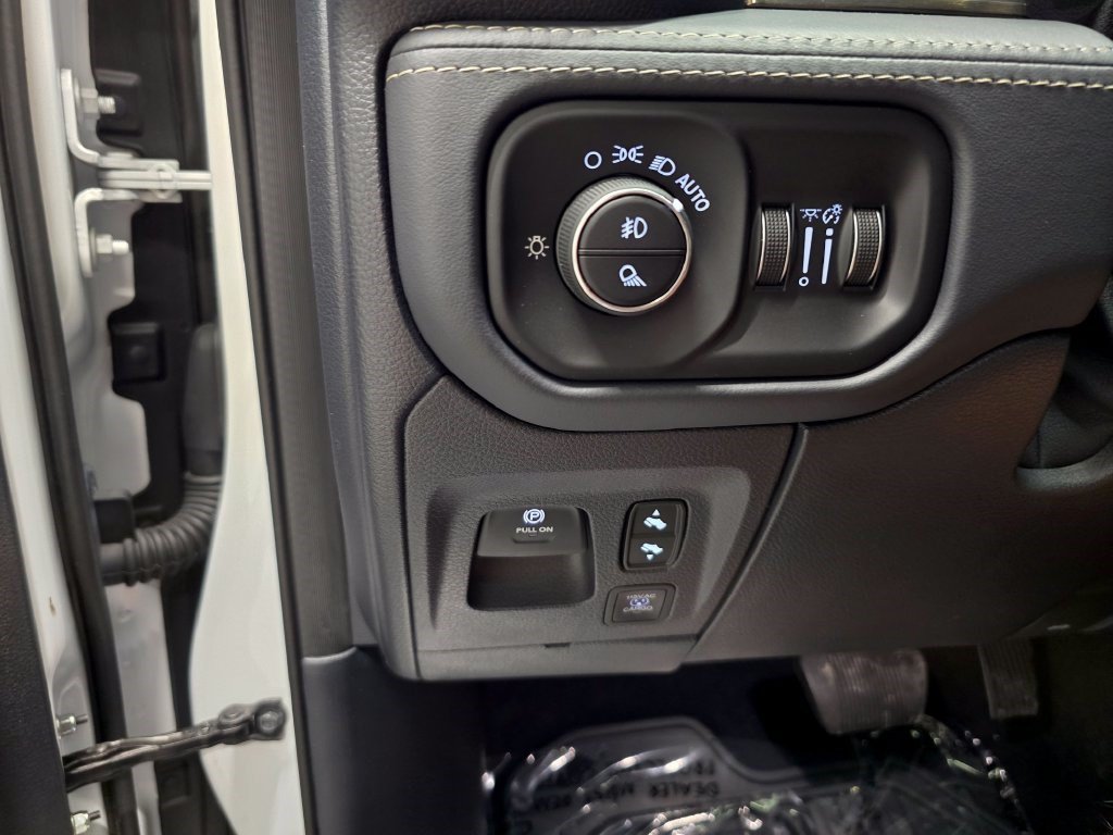 Used 2021 RAM 1500 Limited RWD image 38