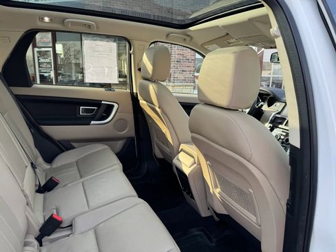 Used 2018 Land Rover Discovery Sport HSE AWD/4WD image 43