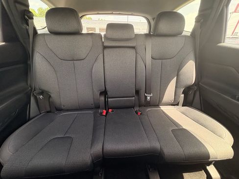 Used 2023 Hyundai Santa Fe SEL FWD image 30