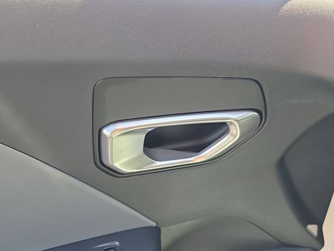 New 2026 Kia K4 FWD image 19