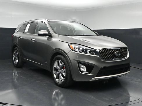 Used 2018 Kia Sorento SX AWD/4WD image 3