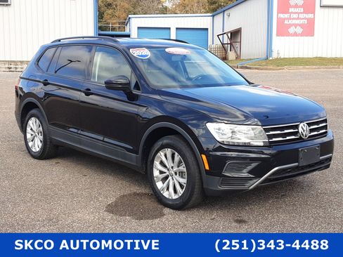 Used 2020 Volkswagen Tiguan S w/ 3rd Row Seat Package image 7