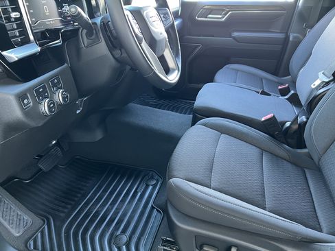 Used 2023 GMC Sierra 1500 Elevation AWD/4WD image 16