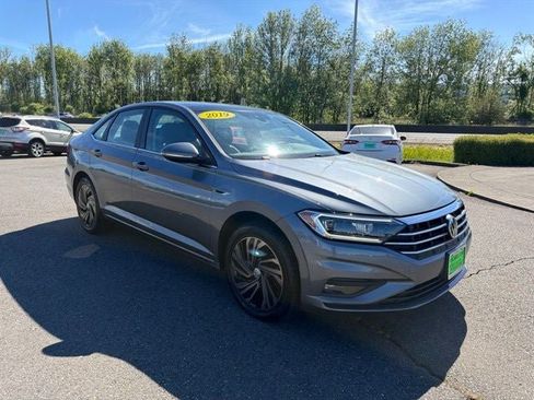 Used 2019 Volkswagen Jetta SEL Premium FWD image 9