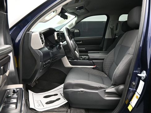 Used 2022 Toyota Tundra SR5 w/ Convenience Package RWD image 9