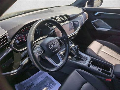 Used 2022 Audi Q3 2.0T Premium AWD/4WD image 10
