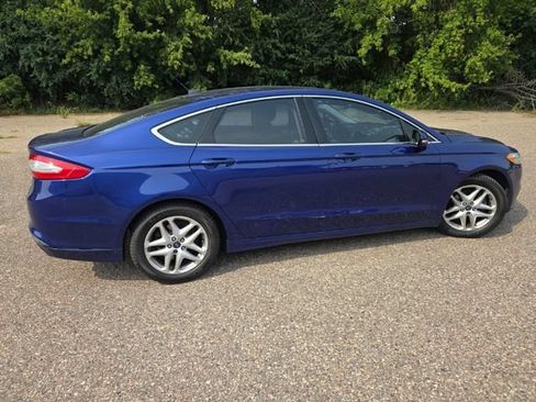 Used 2013 Ford Fusion SE FWD image 18