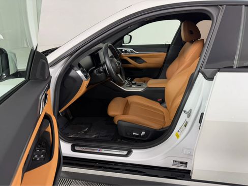 Used 2023 BMW 430i Gran Coupe w/ M Sport Package image 9