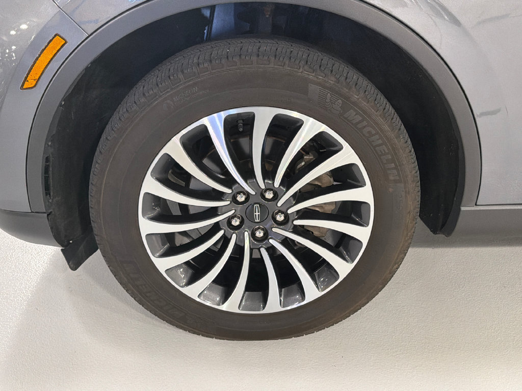 Used 2023 Lincoln Aviator Reserve w/ Elements Package Plus AWD/4WD image 8
