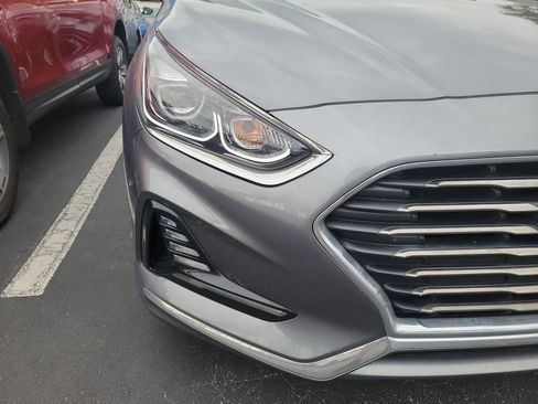 Used 2018 Hyundai Sonata Limited w/ Limited Ultimate Package 03 FWD image 8