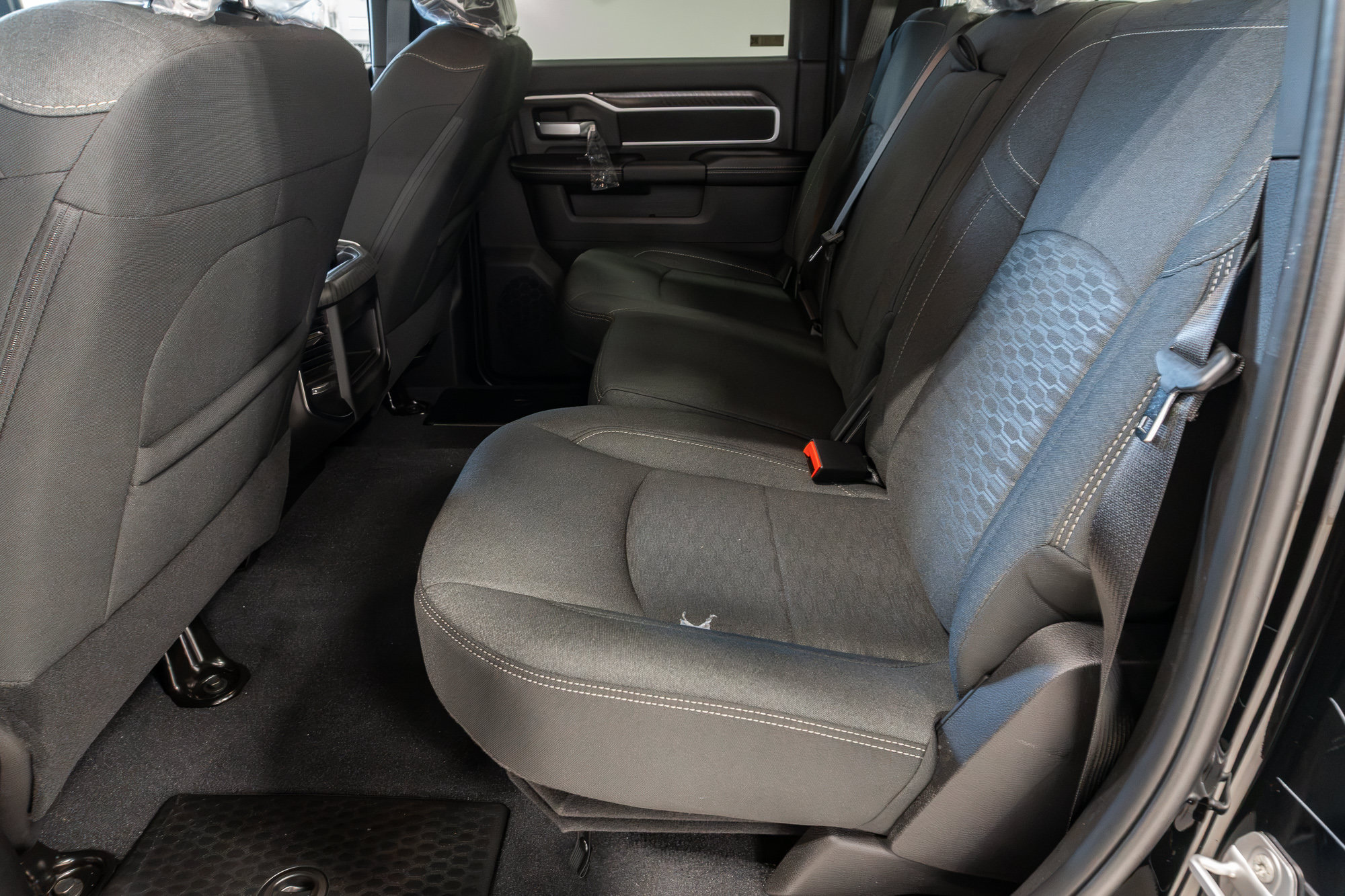 New 2027 RAM 3500 Big Horn AWD/4WD image 24