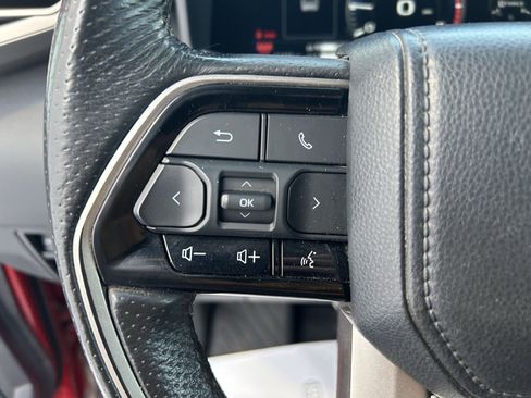 Used 2024 Toyota Tundra Limited image 23