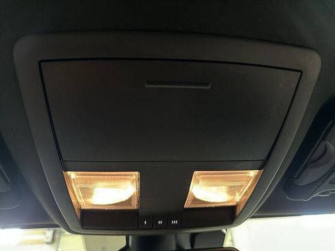 Used 2021 Dodge Challenger R/T Scat Pack RWD image 34