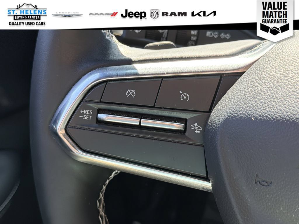 Used 2024 Chevrolet Blazer EV LT AWD/4WD image 19