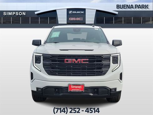 Used 2026 GMC Sierra 1500 Elevation image 3