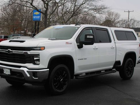 Certified 2025 Chevrolet Silverado 2500 LT image 3