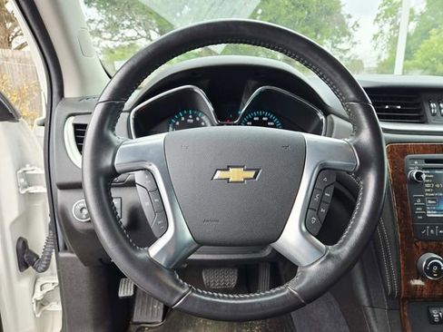 Used 2014 Chevrolet Traverse LT FWD image 6