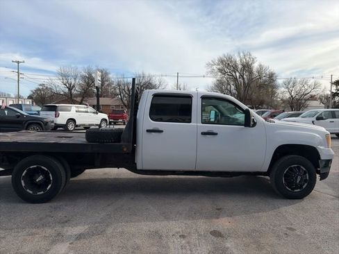 Used 2013 GMC Sierra 3500 W/T w/ Skid Plate Package AWD/4WD image 5