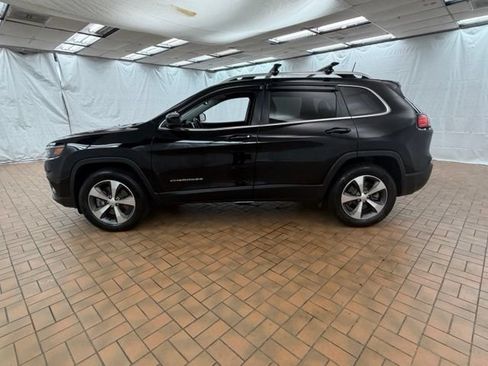 Used 2020 Jeep Cherokee Limited w/ Luxury Group AWD/4WD image 6
