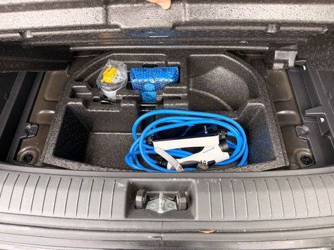 Used 2023 Hyundai Kona Limited FWD image 44