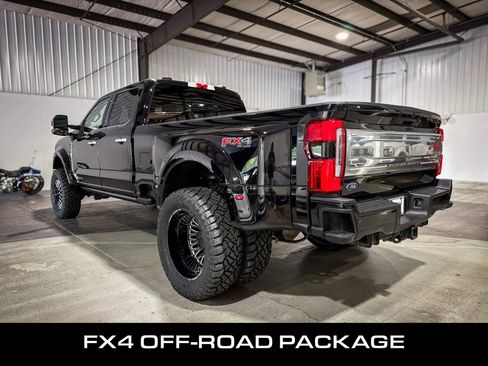 Used 2025 Ford F450 Platinum w/ Platinum Plus Package AWD/4WD image 5