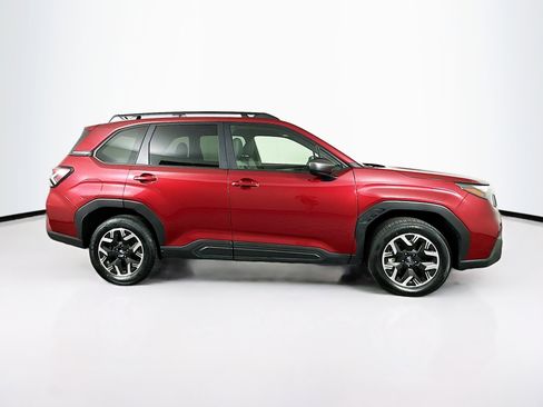 Used 2025 Subaru Forester Premium AWD/4WD image 10