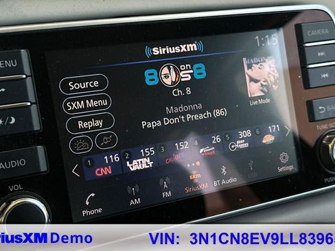 Used 2020 Nissan Versa SV FWD image 27