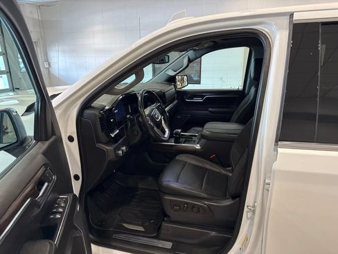 Used 2023 GMC Sierra 1500 SLT AWD/4WD image 22