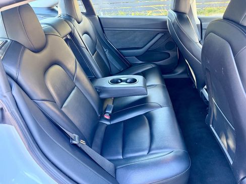 Used 2023 Tesla Model 3 Standard Range image 20