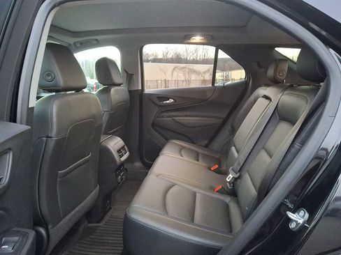 Used 2018 Chevrolet Equinox Premier image 11