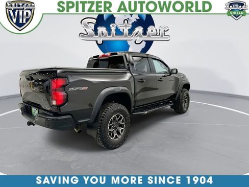 Used 2025 Chevrolet Colorado ZR2 w/ Technology Package image 11