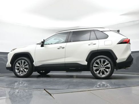 Certified 2021 Toyota RAV4 Limited w/ Limited Grade Weather Package AWD/4WD image 34