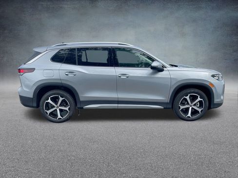 New 2025 Volkswagen Tiguan SE image 32