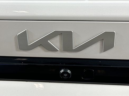 Used 2025 Kia K4 FWD image 28