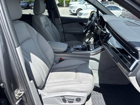 Used 2021 Audi Q7 2.0T Premium Plus AWD/4WD image 23