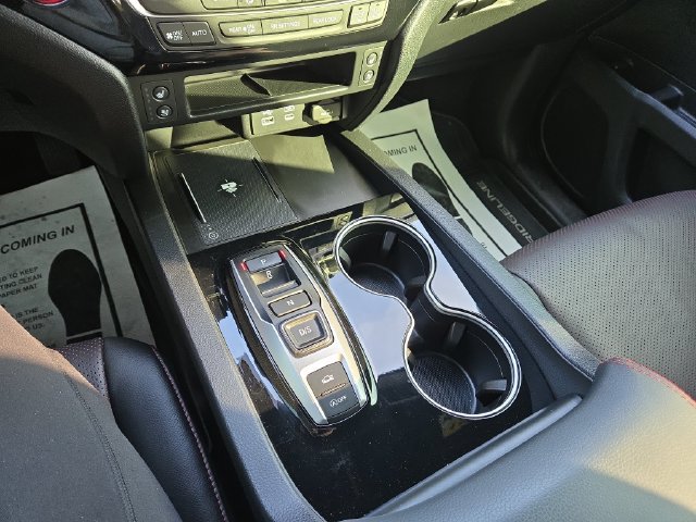 Used 2025 Honda Ridgeline Black Edition image 24