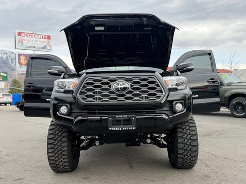Used 2021 Toyota Tacoma TRD Sport w/ Technology Package image 71