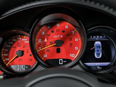 Used 2019 Porsche 911 GT3 RWD image 19