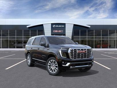 New 2025 GMC Yukon Denali w/ Sun & Power Step Package