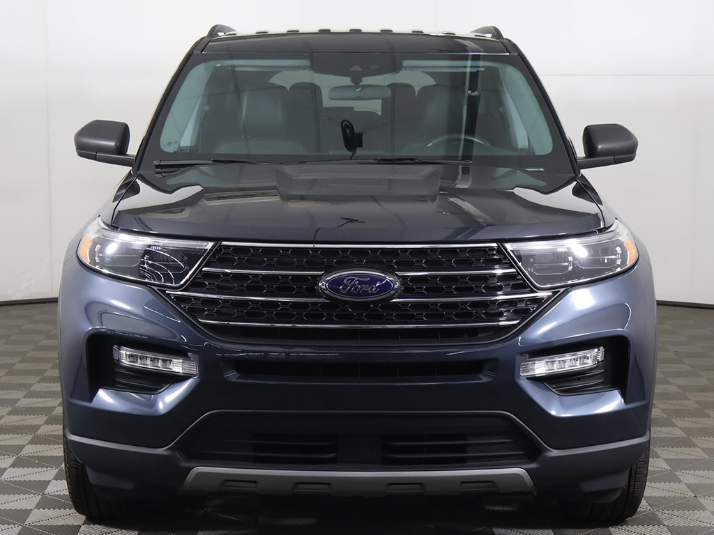 Used 2024 Ford Explorer XLT w/ Equipment Group 202A AWD/4WD image 12