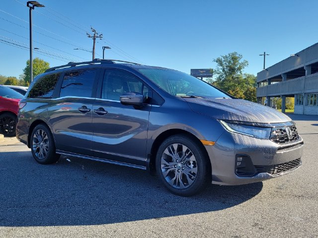 New 2027 Honda Odyssey Touring image 3